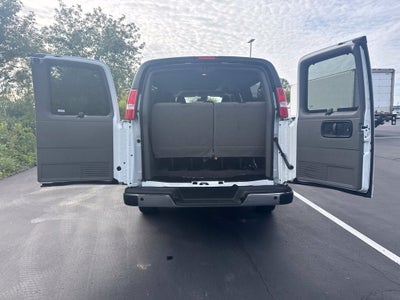 2025 Chevrolet Express 3500 LT Passenger