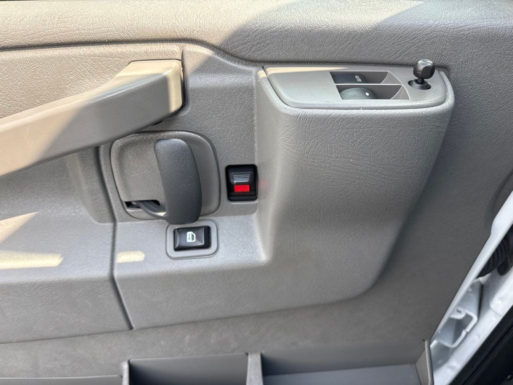 2025 GMC Savana 2500 Work Van