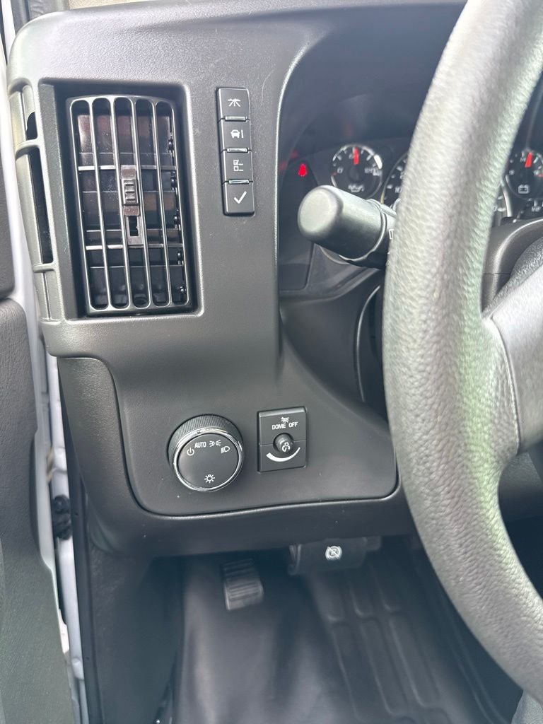 2025 GMC Savana 2500 Work Van