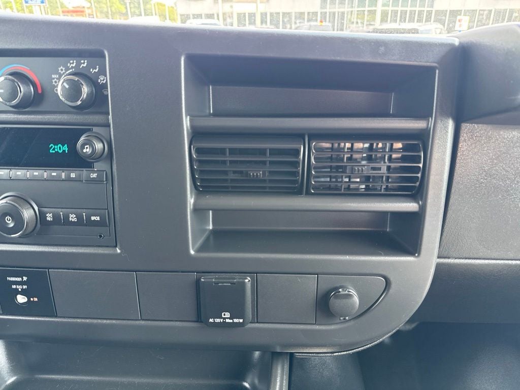 2025 GMC Savana 2500 Work Van