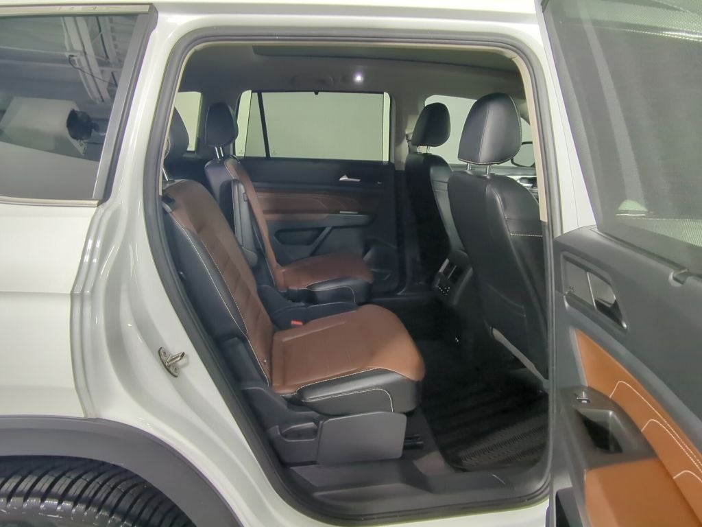 2022 Volkswagen Atlas 3.6L V6 SEL Premium R-Line