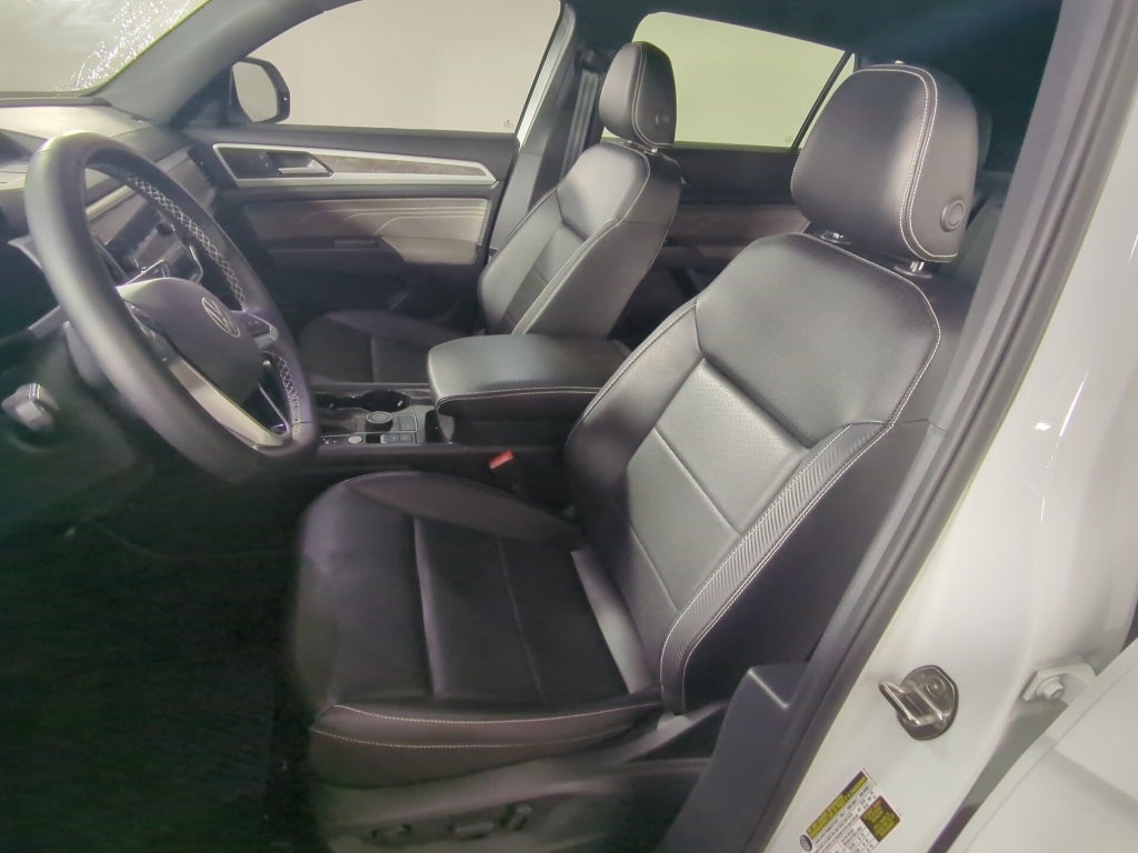 2023 Volkswagen Atlas Cross Sport 2.0T SE w/Technology