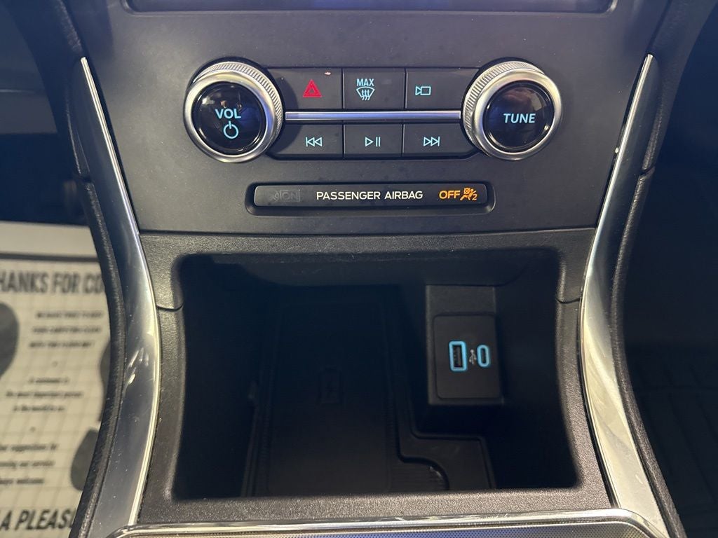 2024 Ford Edge Titanium