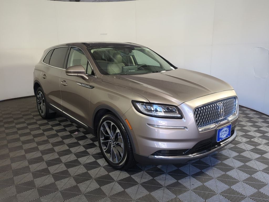 2021 Lincoln Nautilus Reserve