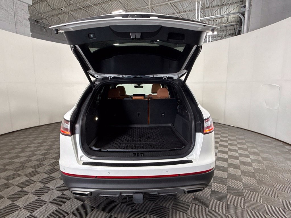 2023 Lincoln Nautilus Black Label