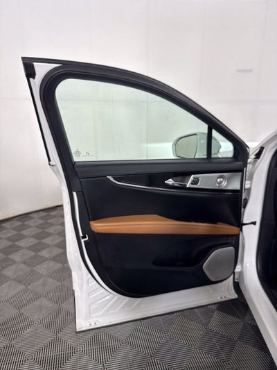 2023 Lincoln Nautilus Black Label