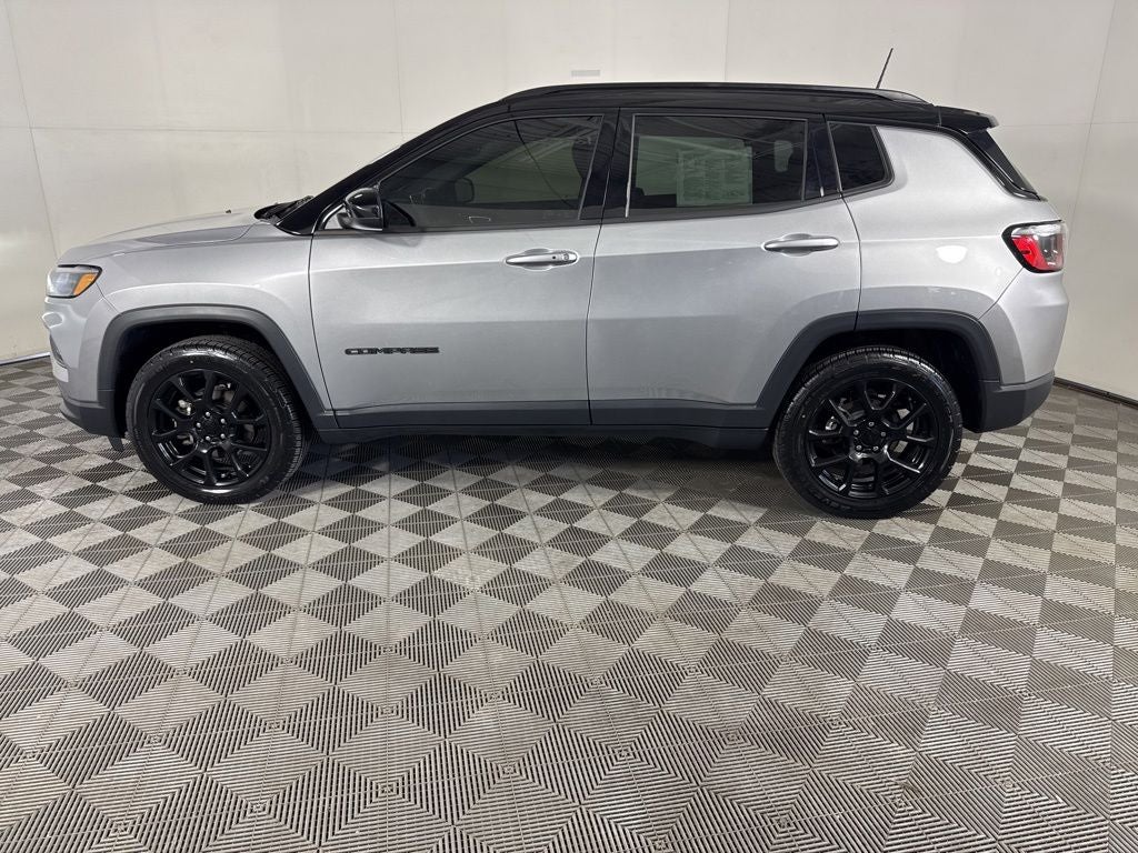 2022 Jeep Compass Altitude