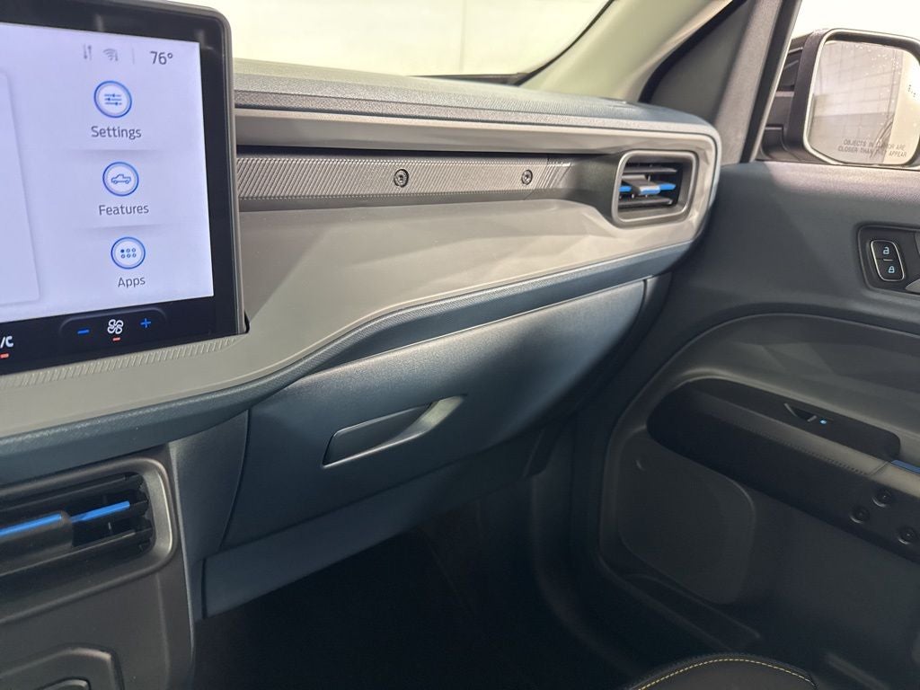 2025 Ford Maverick Lobo Standard