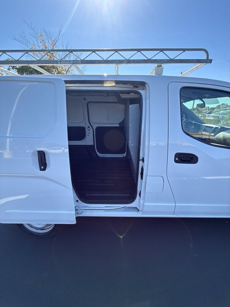 2021 Nissan NV200 S