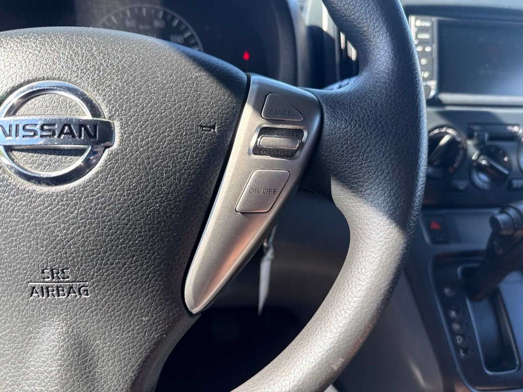 2021 Nissan NV200 S