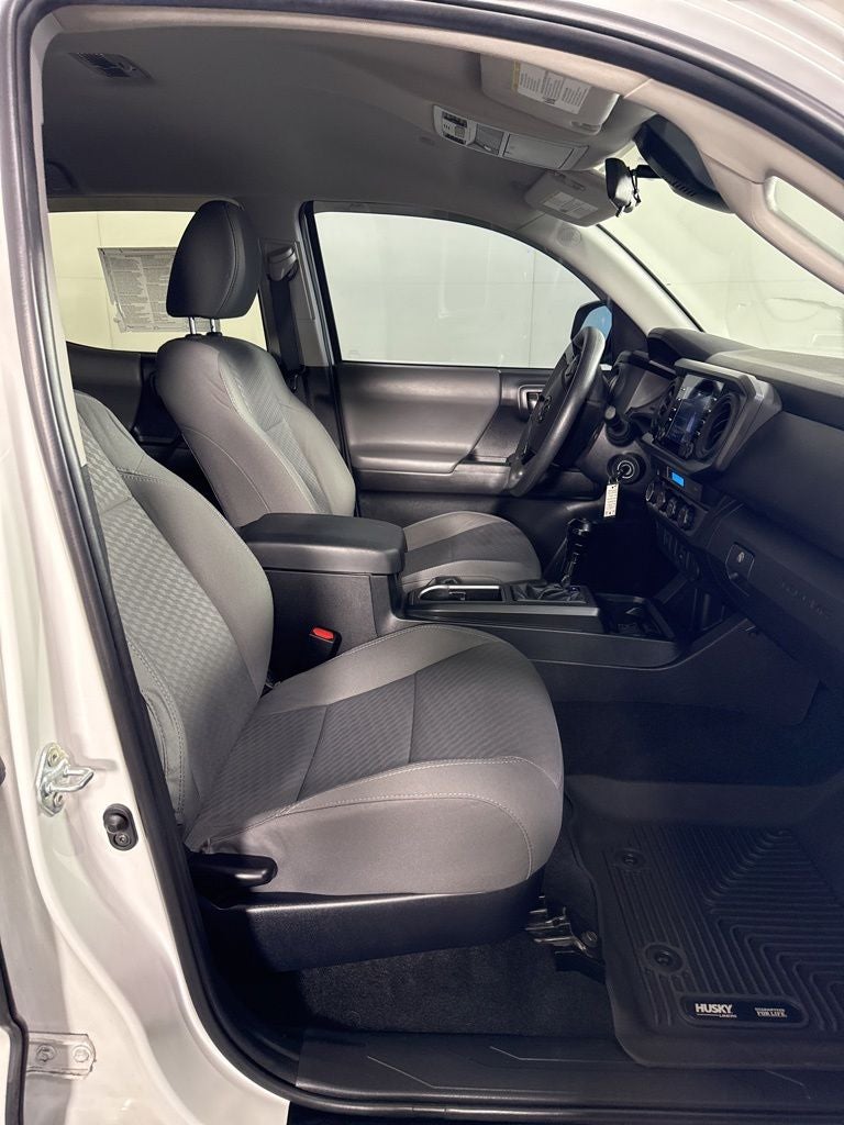 2022 Toyota Tacoma SR V6