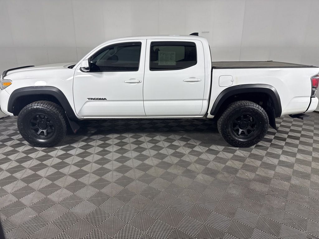 2022 Toyota Tacoma SR V6