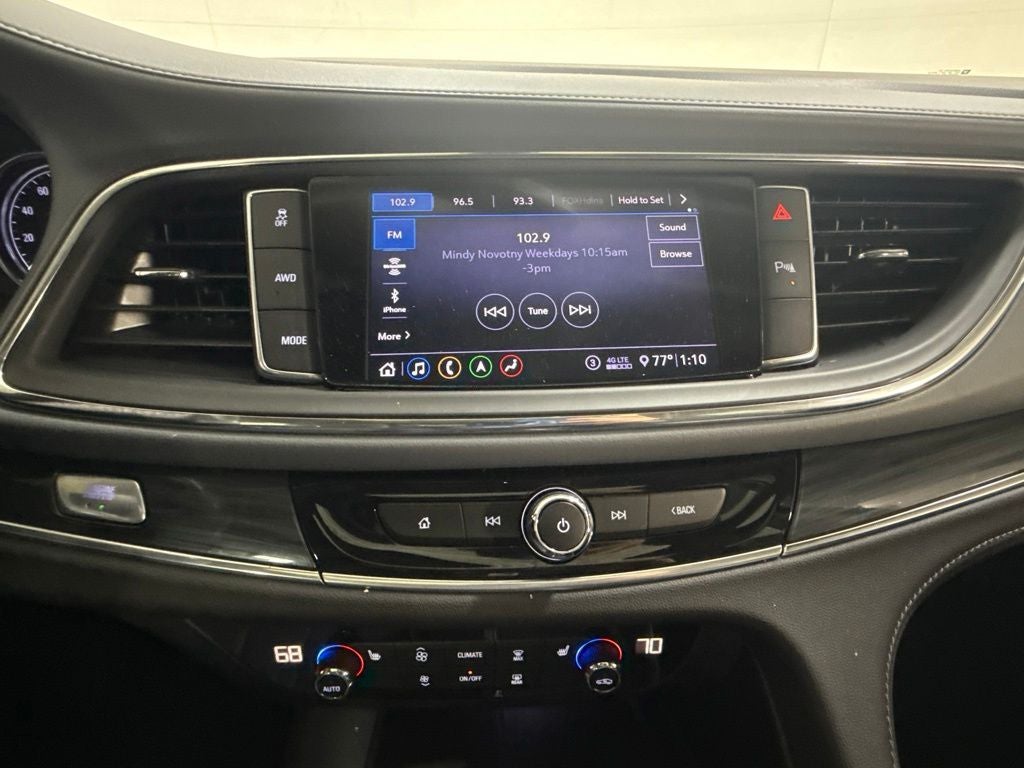 2021 Buick Enclave Essence