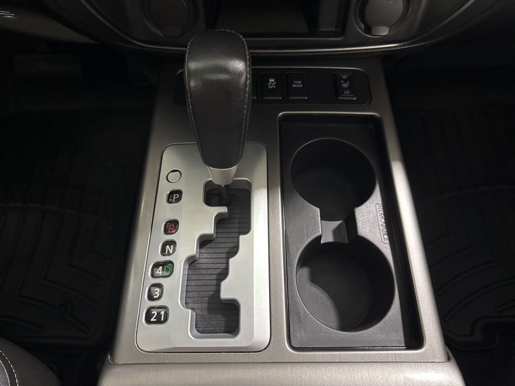 2015 Nissan Armada Platinum
