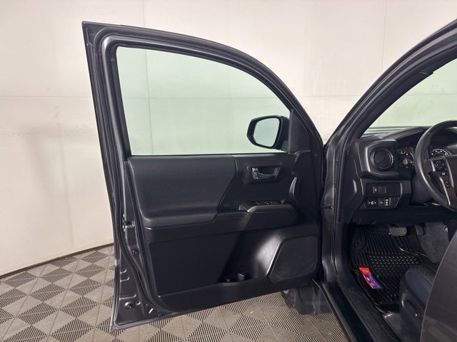 2020 Toyota Tacoma V6