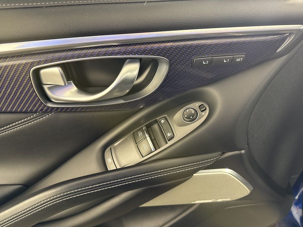 2018 INFINITI Q60 Red Sport 400