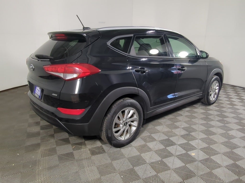 2016 Hyundai Tucson SE