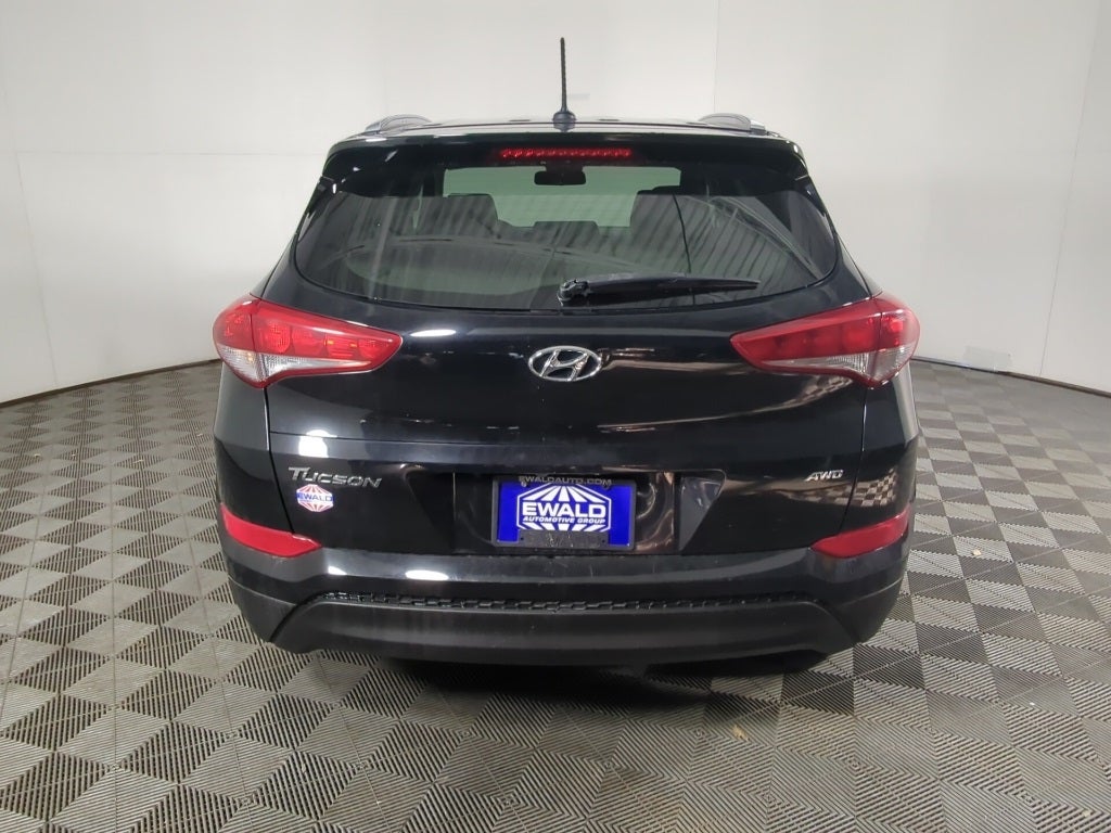 2016 Hyundai Tucson SE