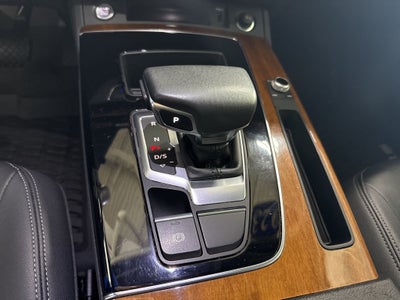 2023 Audi Q5 40 Premium quattro