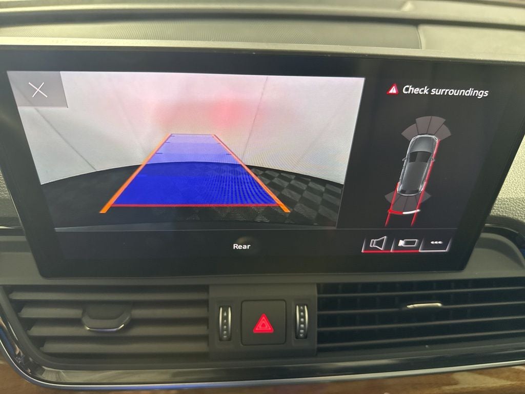 2023 Audi Q5 40 Premium quattro