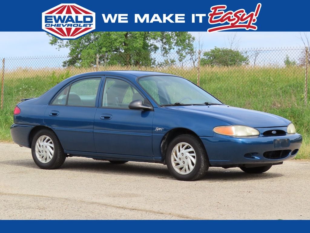 1998 Ford Escort's photo