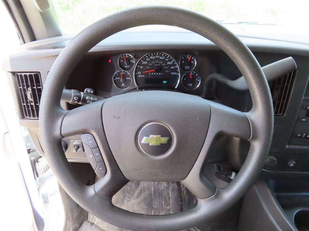 2025 Chevrolet Express 3500 Work Van Cutaway