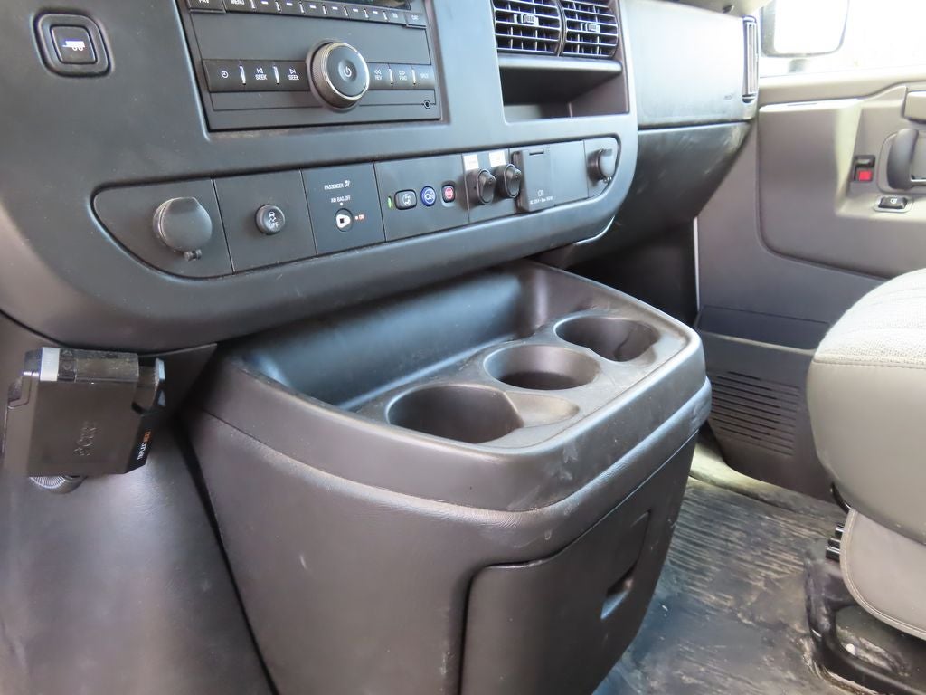 2025 Chevrolet Express 3500 Work Van Cutaway