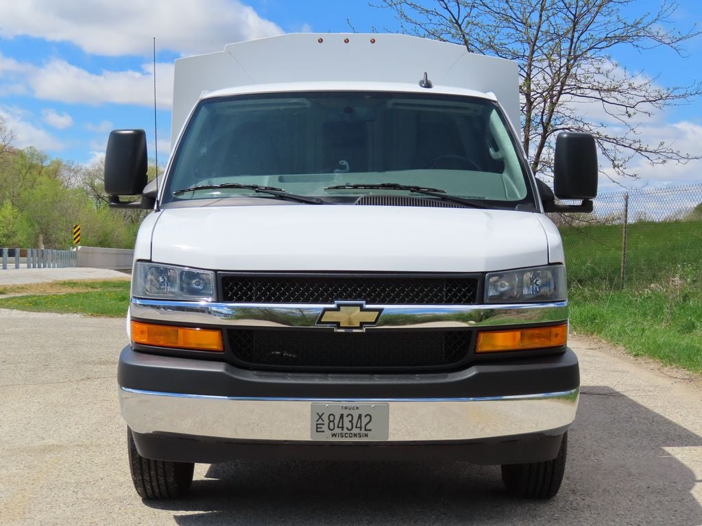 2025 Chevrolet Express 3500 Work Van Cutaway
