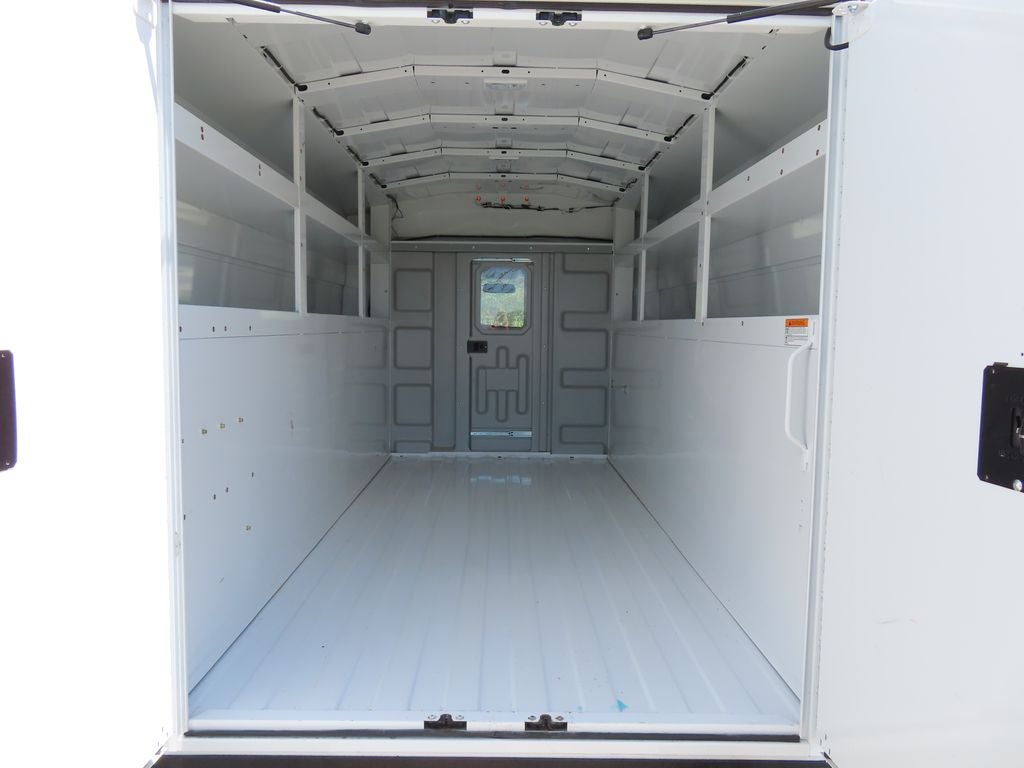 2025 Chevrolet Express 3500 Work Van Cutaway