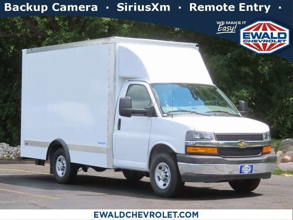 2023 Chevrolet Express 3500 Work Van Cutaway