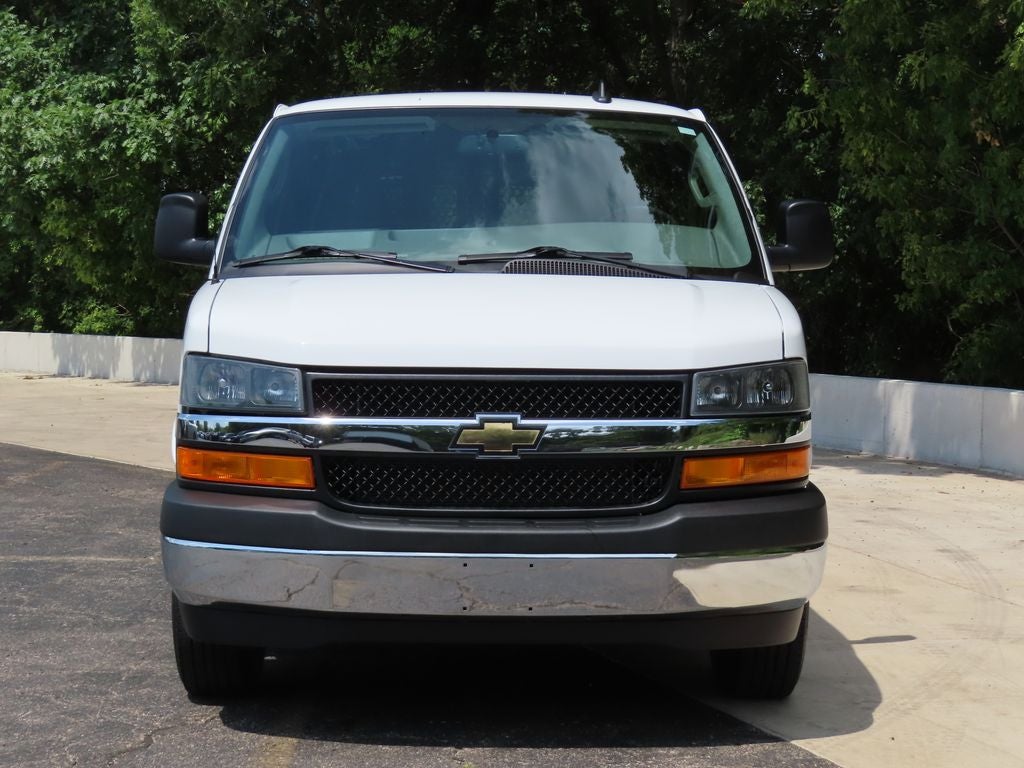 2025 Chevrolet Express 2500 Work Van Cargo