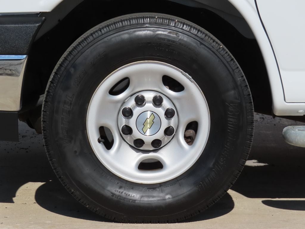 2024 Chevrolet Express 2500 Work Van Cargo
