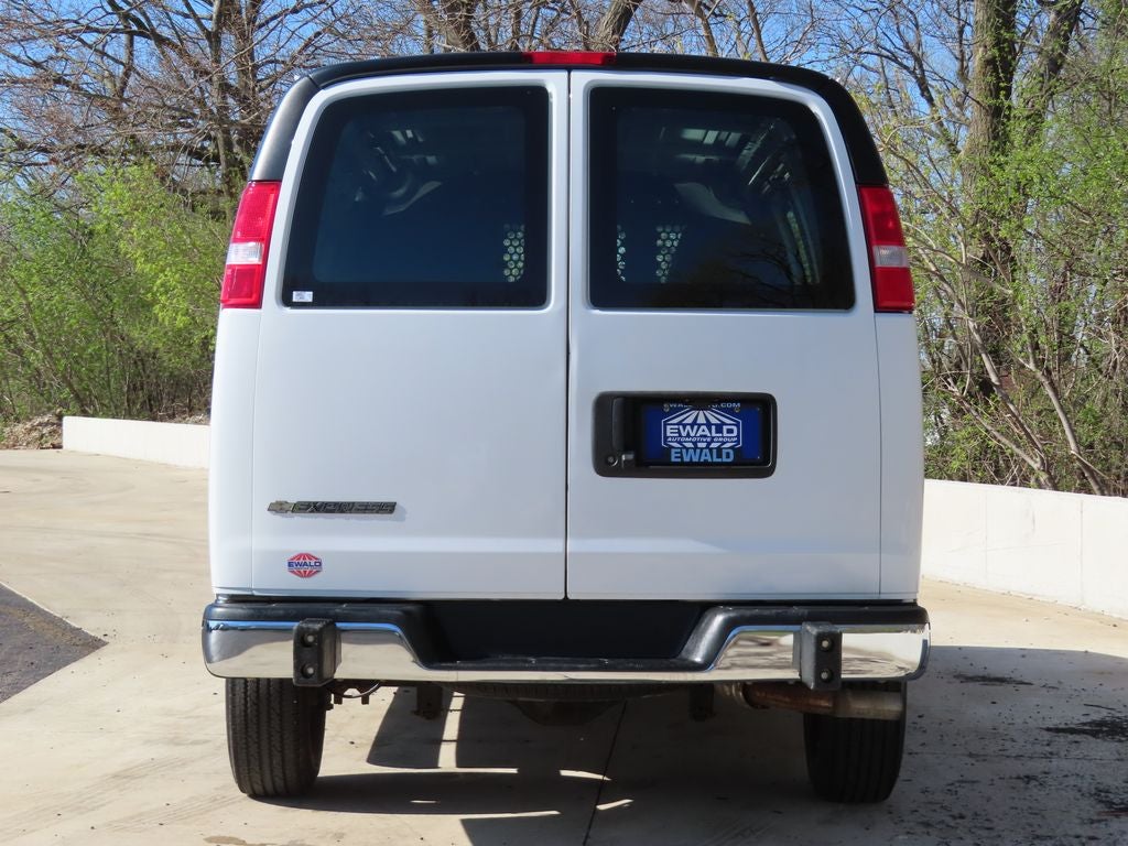 2024 Chevrolet Express 2500 Work Van Cargo