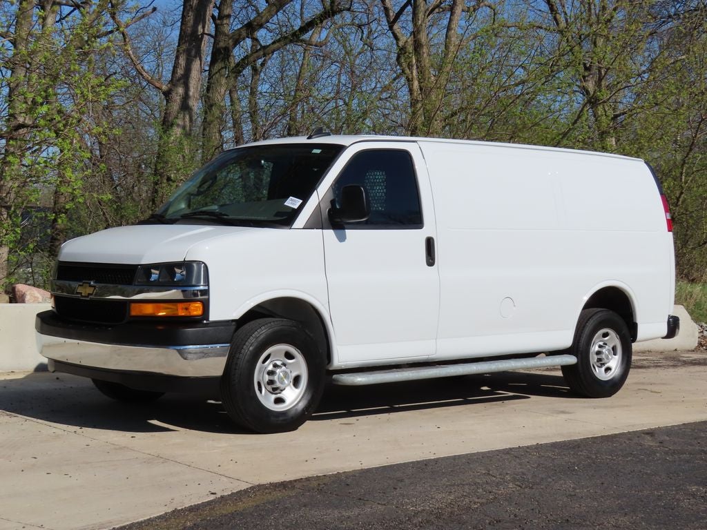 2024 Chevrolet Express 2500 Work Van Cargo