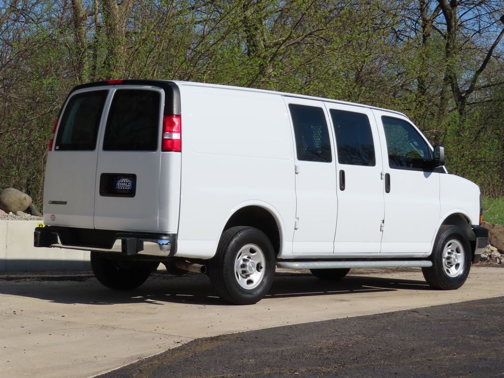 2024 Chevrolet Express 2500 Work Van Cargo