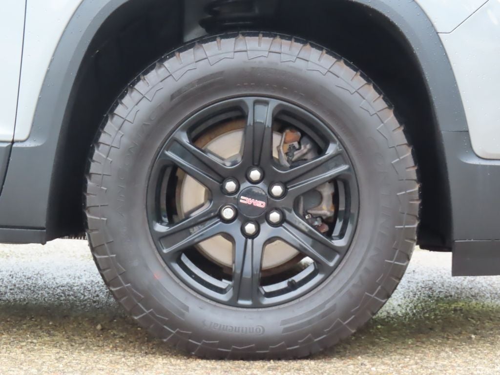 2023 GMC Acadia AT4