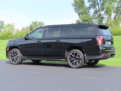 2022 Chevrolet Suburban RST
