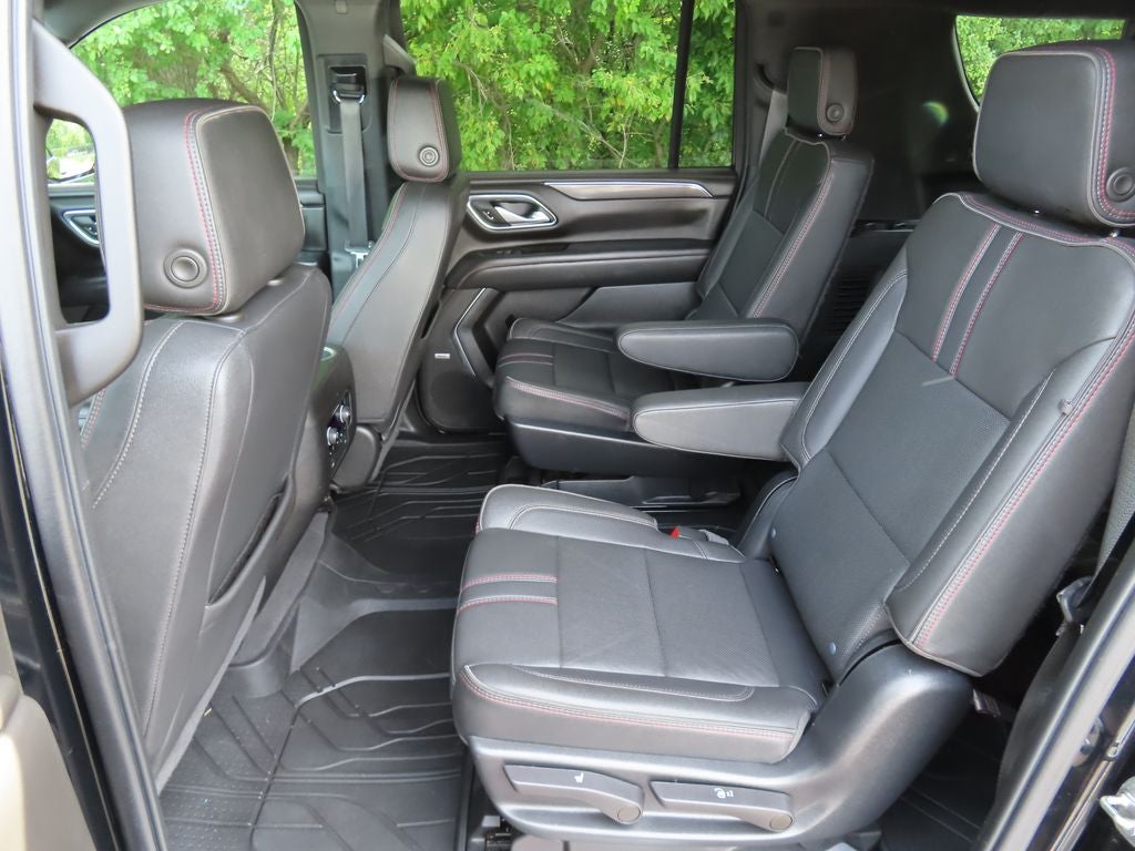 2022 Chevrolet Suburban RST