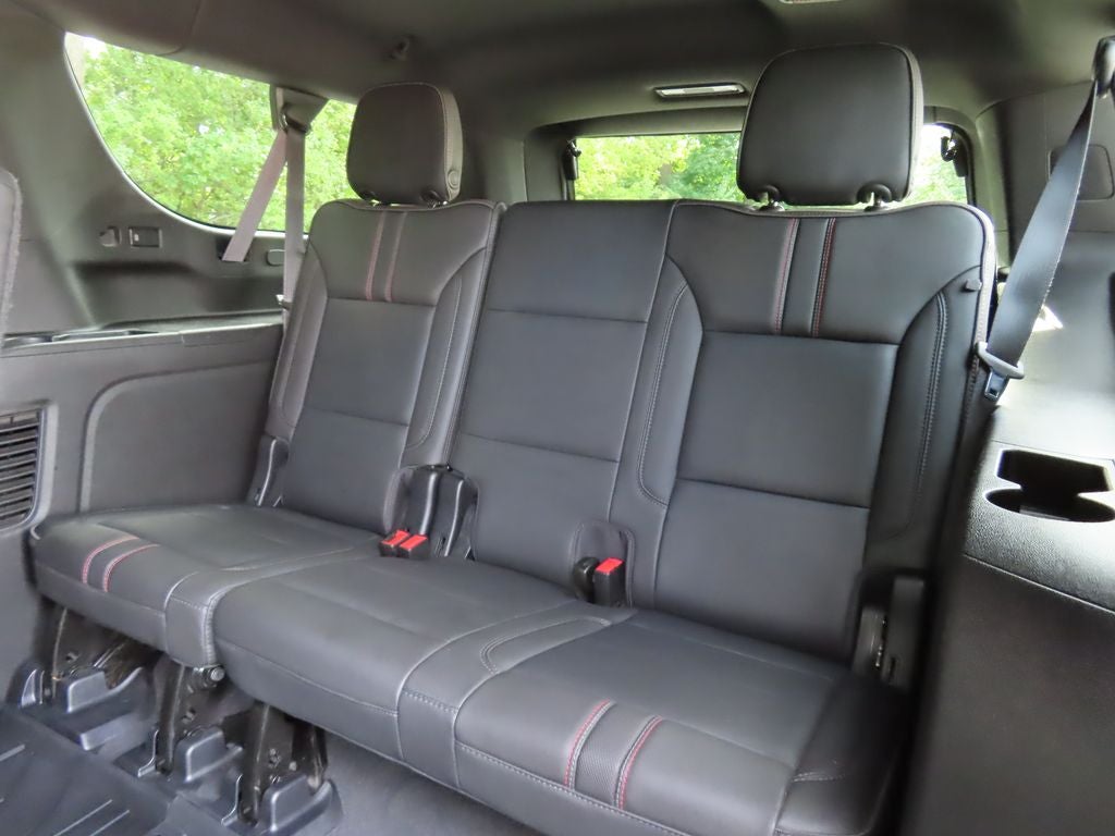 2022 Chevrolet Suburban RST