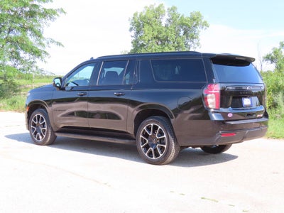 2024 Chevrolet Suburban RST