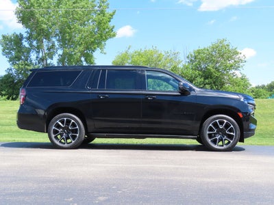 2024 Chevrolet Suburban RST