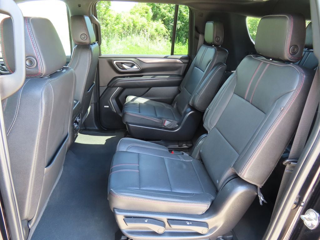 2024 Chevrolet Suburban RST