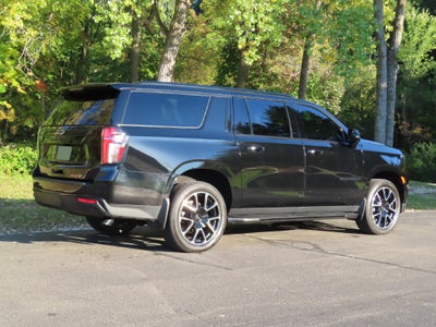 2024 Chevrolet Suburban RST