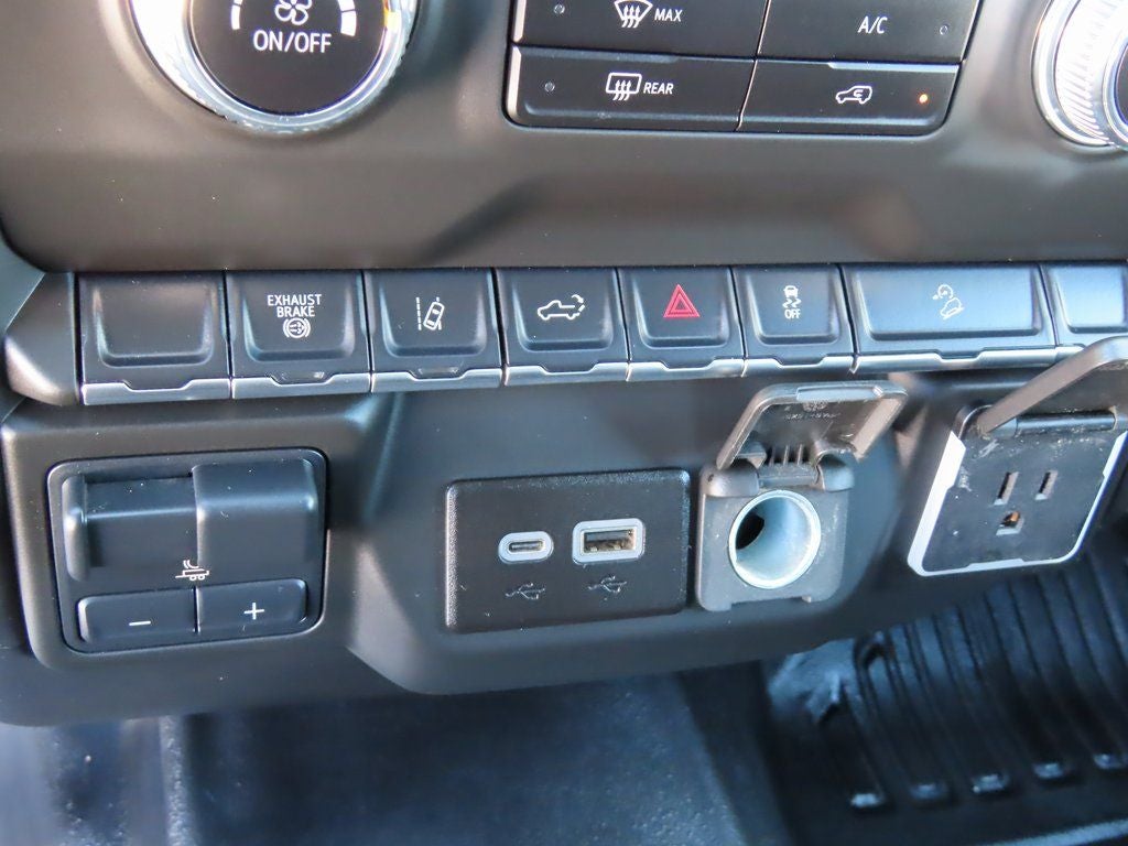 2025 GMC Sierra 3500HD Pro