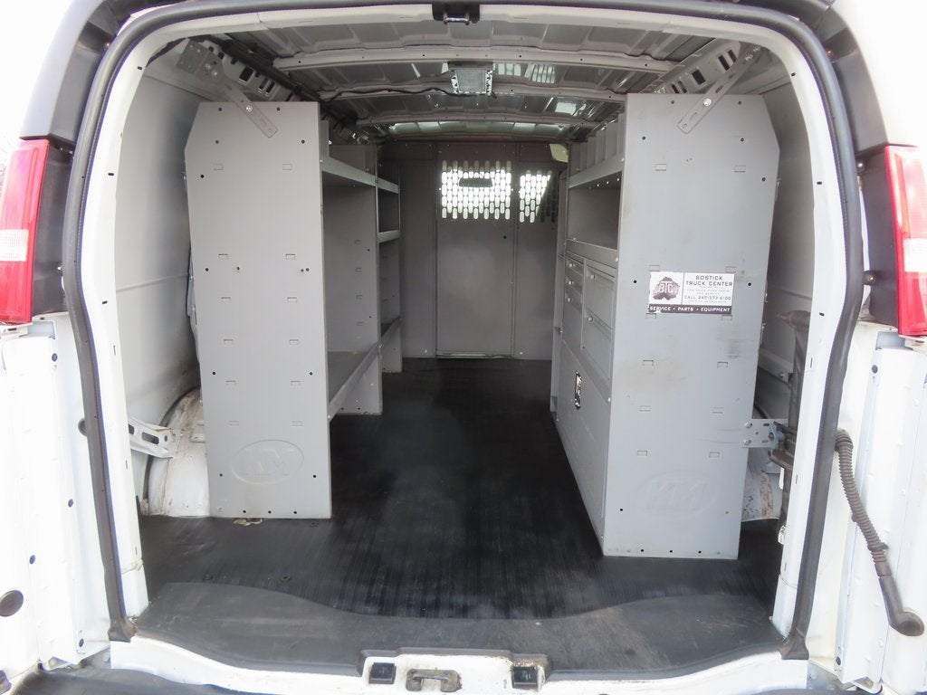 2023 GMC Savana 2500 Work Van