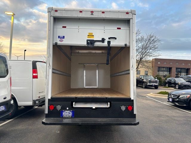 2025 GMC Savana 3500 Work Van