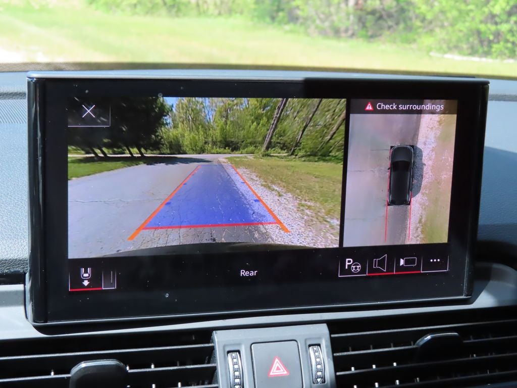 2022 Audi SQ5 Prestige quattro