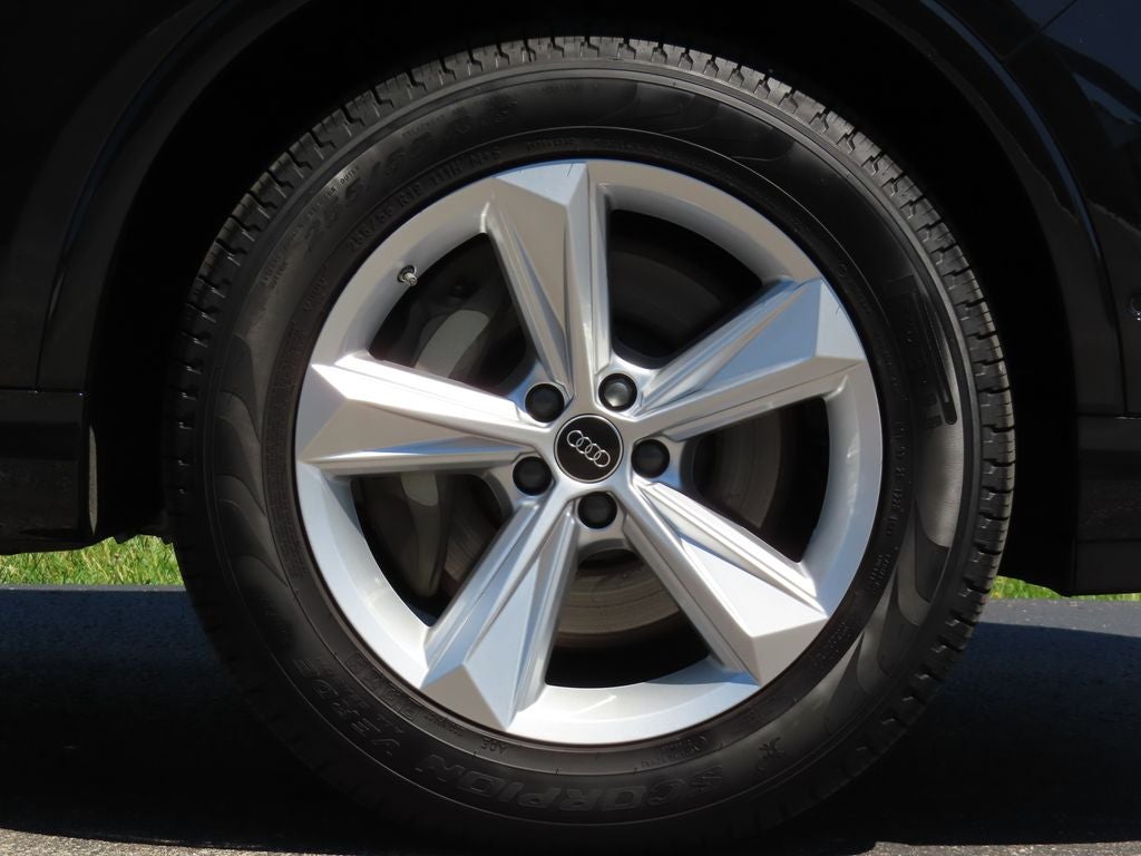 2023 Audi Q7 Premium Plus - Photo 13