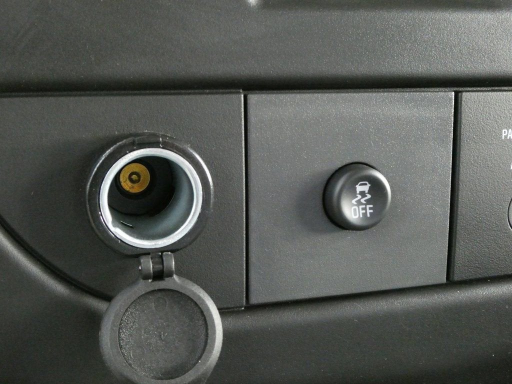 2025 GMC Savana Cutaway 3500 1WT