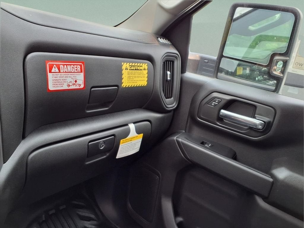 2026 GMC Sierra 3500 HD Chassis Cab Pro